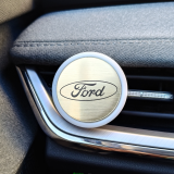 Fehér autós illatosító Ford
