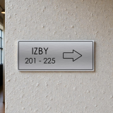 Irányjelző tábla jobbra mutató nyíllal