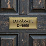 Csukja be az ajtót
