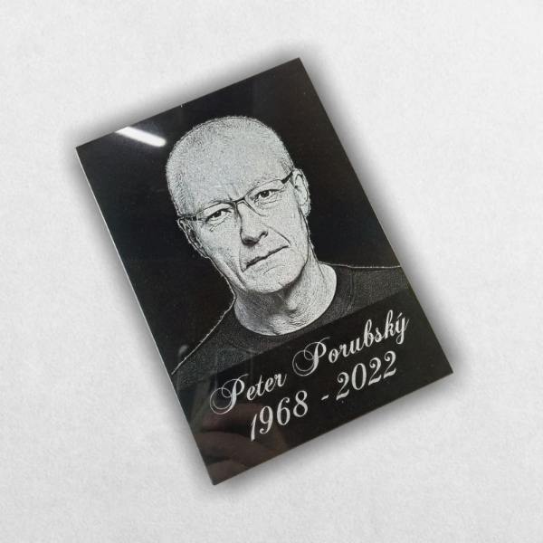 Síremlék tábla fényképpel V3