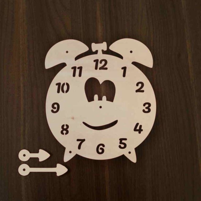 Ébresztőóra smiley mutatókkal