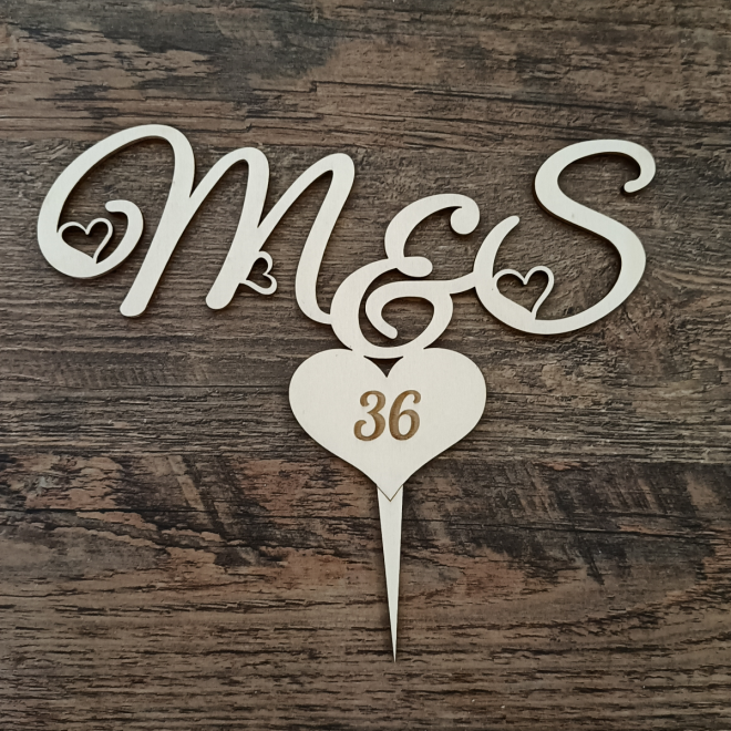 Tortabeszúró – esküvői monogrammal