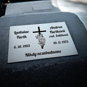 Sírtábla nagy kereszt 2