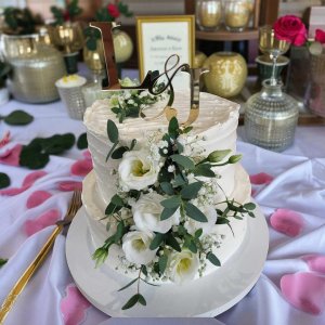 Tortabeszúró – esküvői monogrammal arany